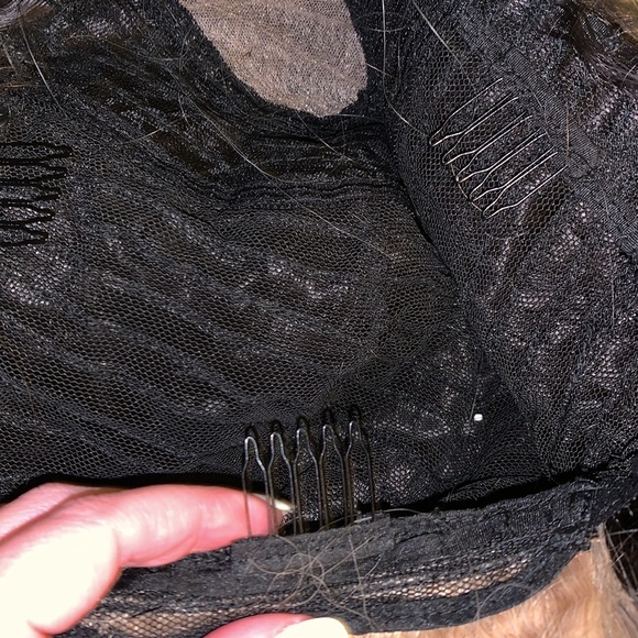 Dark brown wavy synthetic hair w/ face frame blonde - Picture 5 of 6